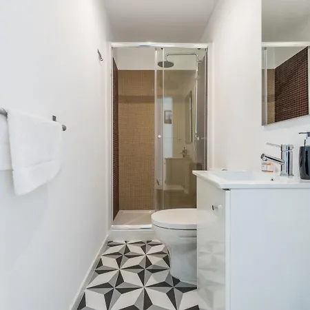 아파트 Guestready - Quaint Comfort Near Clerigos Tower *